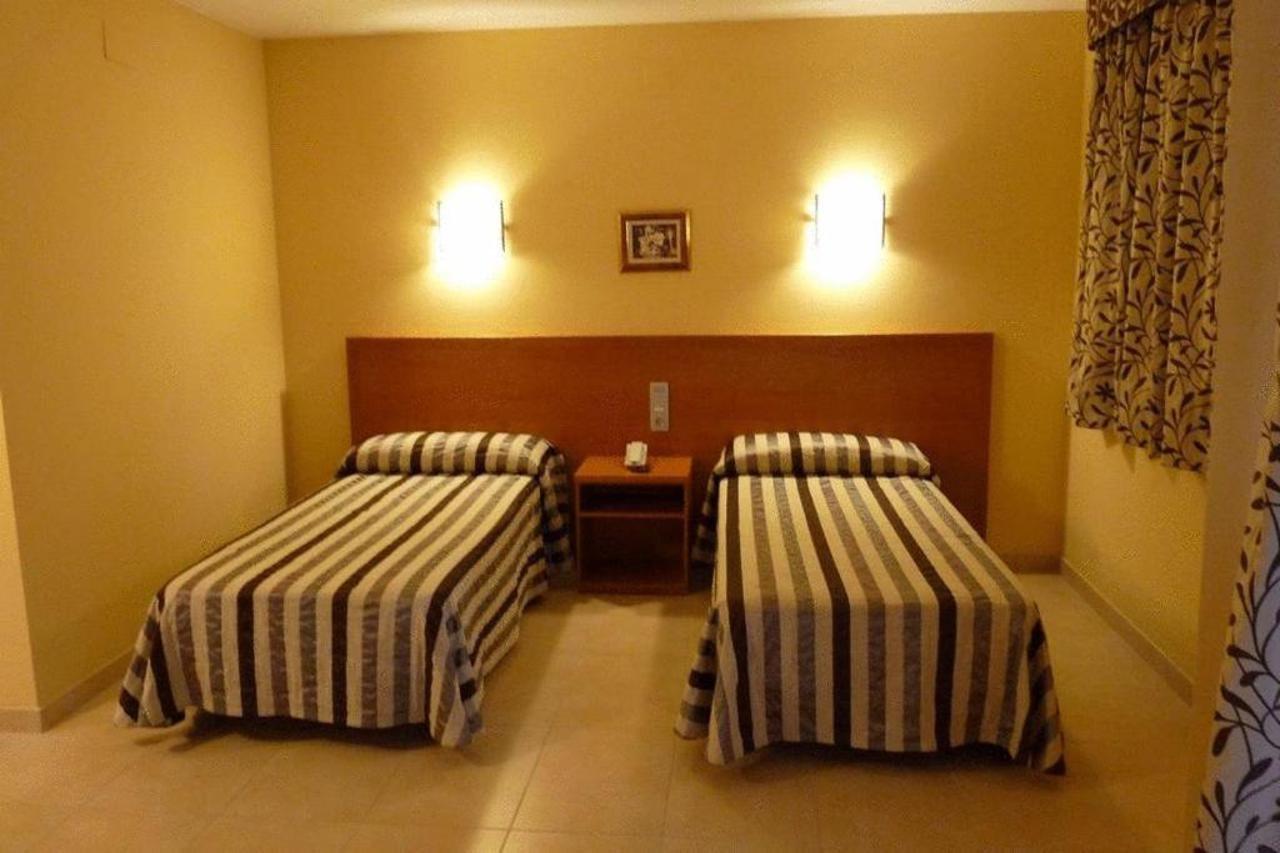 Hotel Avenida Morella Extérieur photo